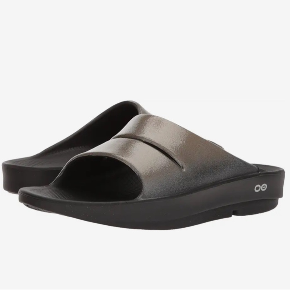 Oofos Ooahh Luxe Slide